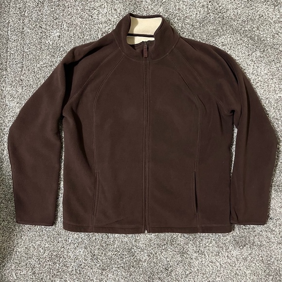 SJB Jackets & Blazers - Women’s SJB Fleece midweight jacket; size XL. Like new condition
